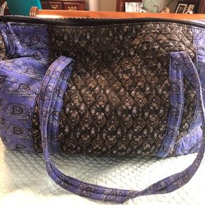 Quilted duffel bag